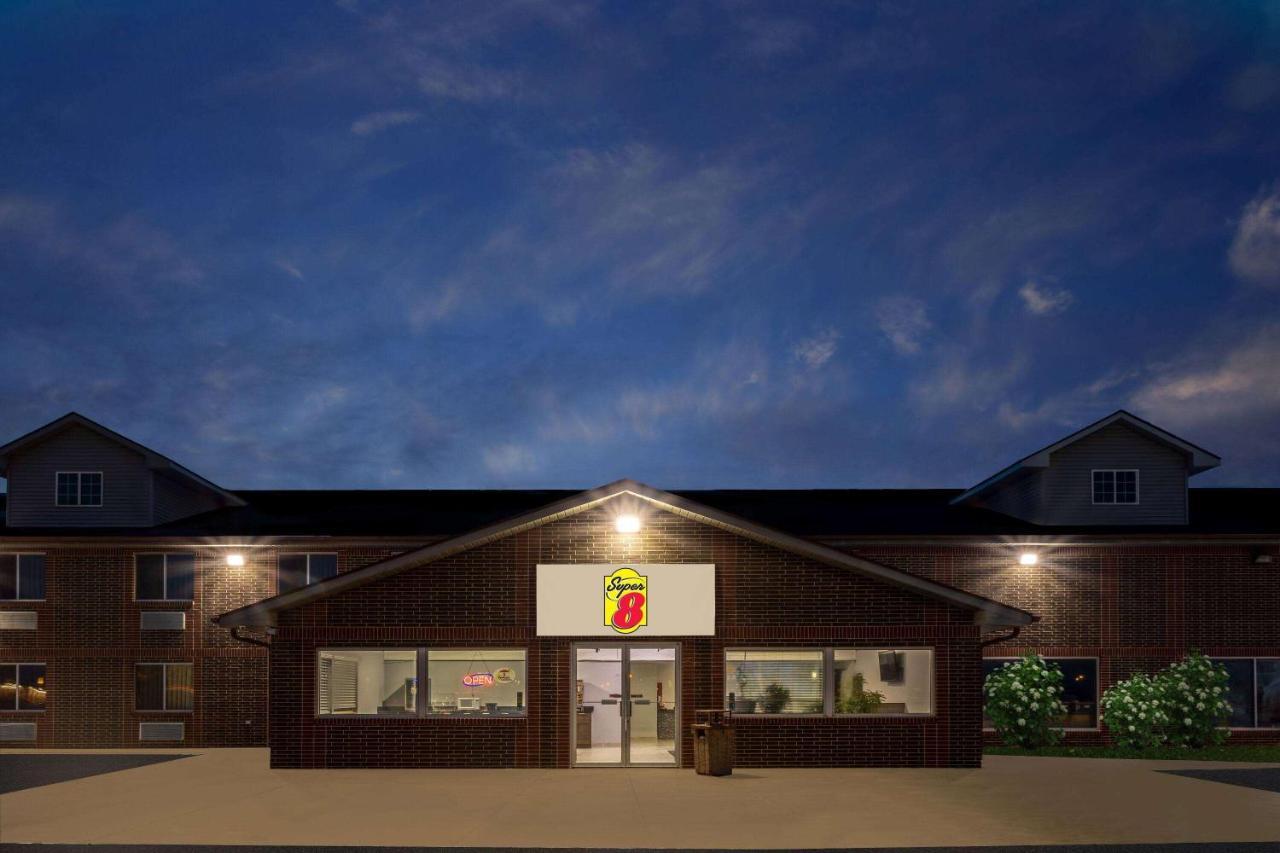Desoto Inn & Suites Missouri Valley Экстерьер фото