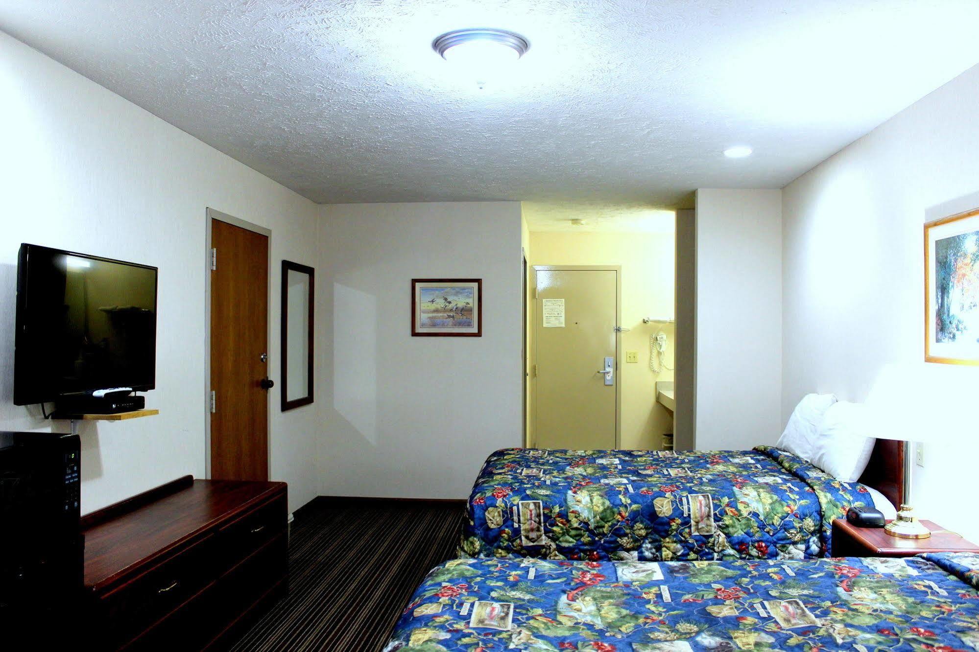 Desoto Inn & Suites Missouri Valley Экстерьер фото